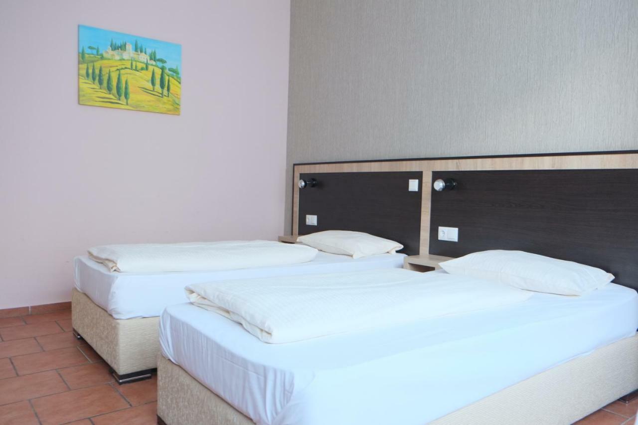 Royal City Hotel